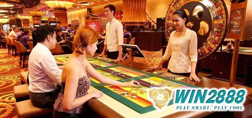 Tha Hồ Đánh Bài Casino Trực Tuyến Thỏa Thích Tại Nhà Cái Win2888 - hình 1